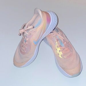 Peach Nikes, women size 6